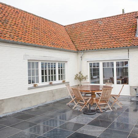 ZwembadmozaÏek STON en Basalt Zwembadboordsteen
