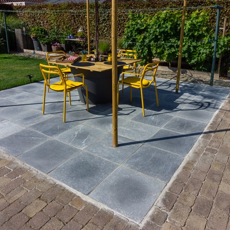 Sant'Agostino Blendart - Eastern Blue tumbled/rustic shaolin
Plaatsing: tegelwerken Loritano + tegelwerken Buyck